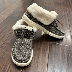 Hey Dude Britt Fur Lined Shoes Booties Cocoa Women Shoes